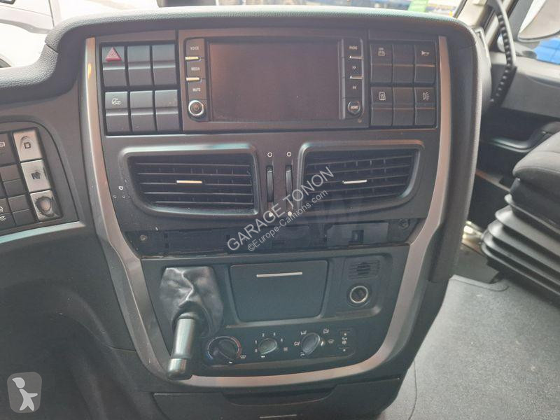 جرار Iveco NP460 GNL / INTARDER