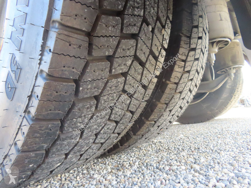 جرار Iveco S-Way 480 Intarder FZ.21