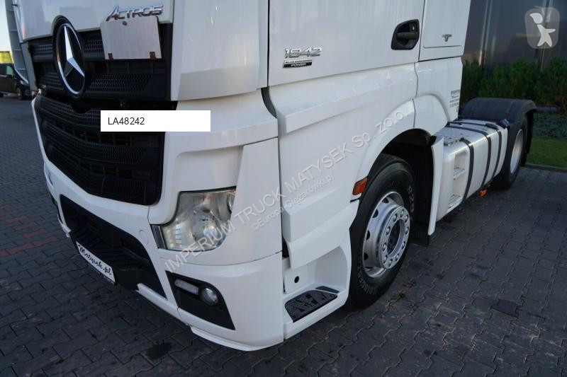 جرار Mercedes ACTROS 1842