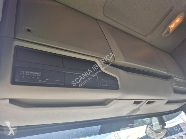 جرار Scania R 450 A4x2NA