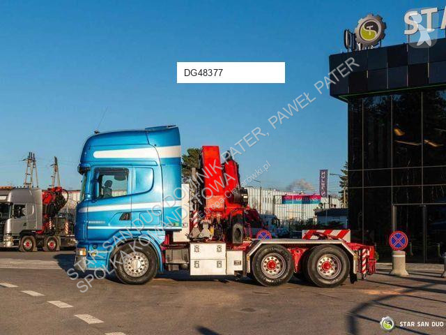Влекач Scania PK 44002