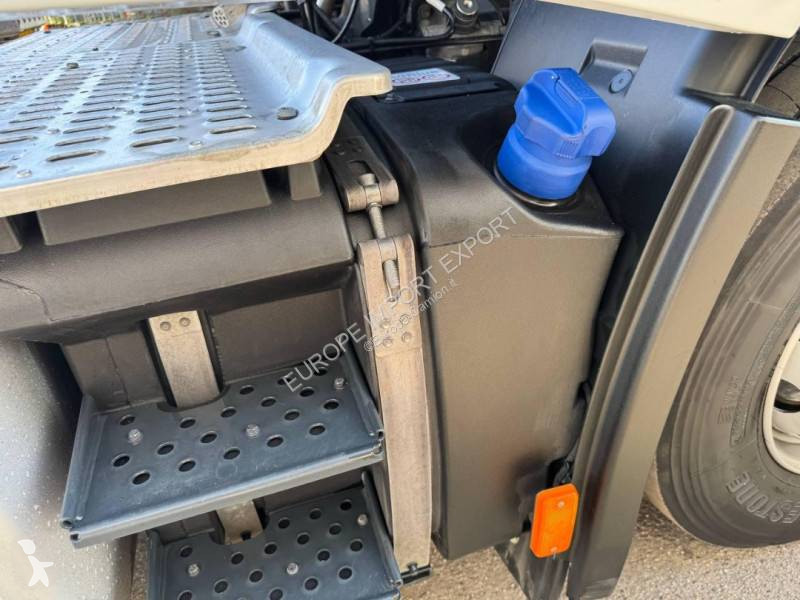 جرار Iveco