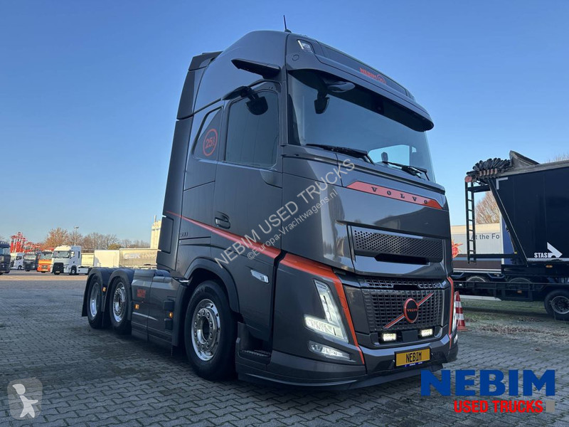 جرار Volvo 500 AERO - 25 Year Limited Edition