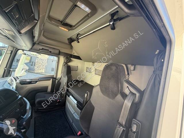 MAN  tractor unit
