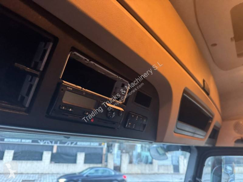 جرار Mercedes