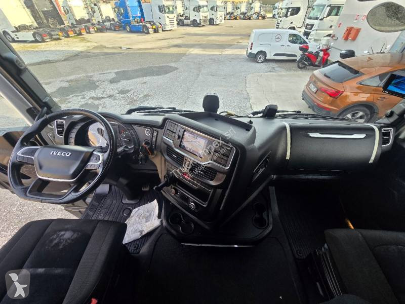 جرار Iveco