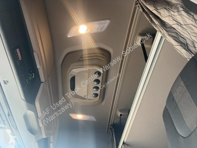 Tahač DAF XFn  FT 4X2