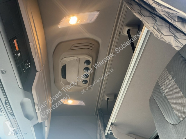 Nyergesvontató DAF n 480 FT 4X2