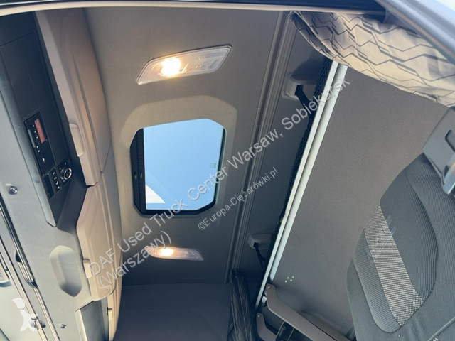 Tahač DAF XFn  FT 4X2
