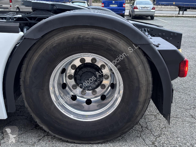 جرار Iveco S-Way AS440S53T/P