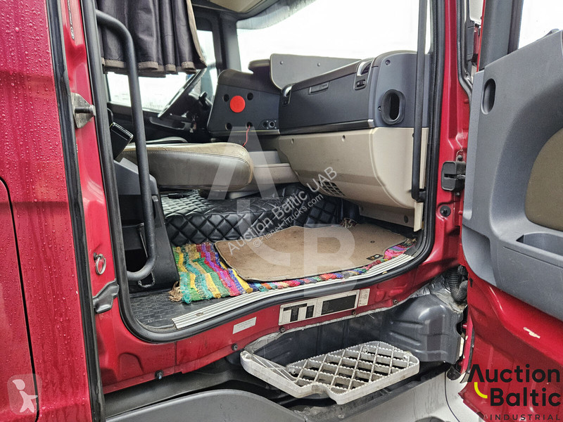 جرار Scania R 440  4X2 MEB
