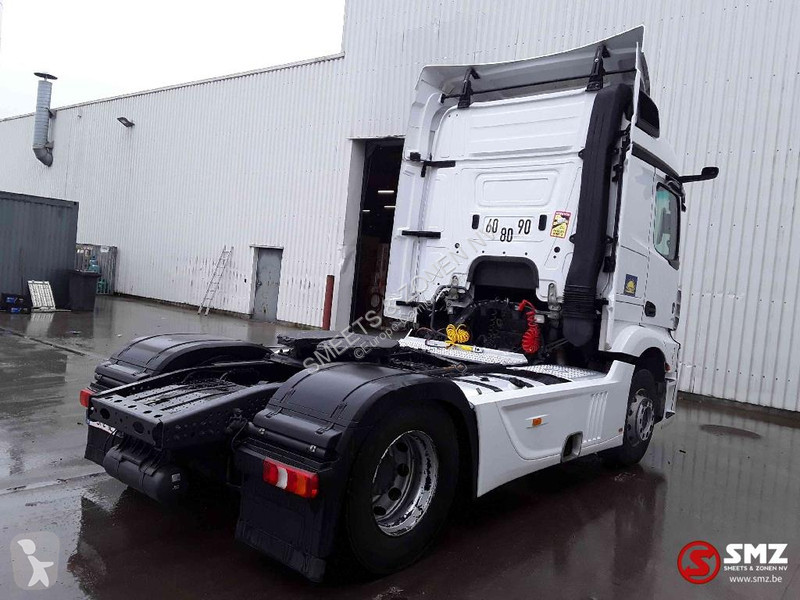 جرار Mercedes 1845 2 tanks mirrorcam 5x chasis...