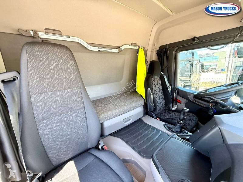 جرار Scania