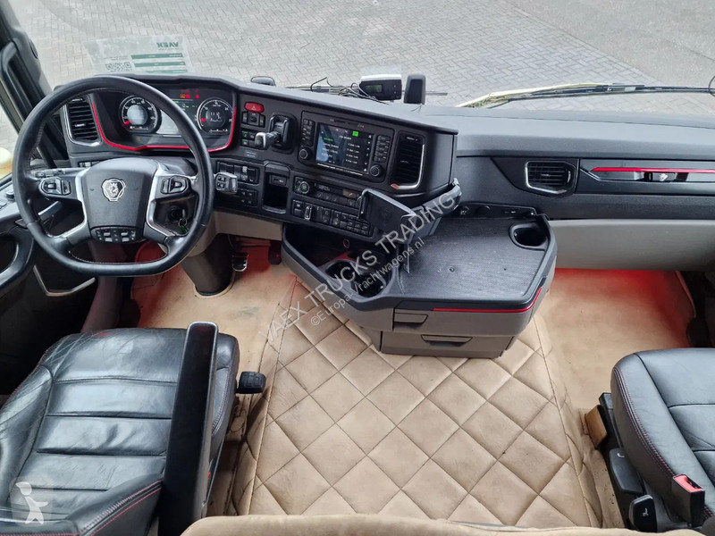 جرار Scania R580 V8 NGS ow roof 6x2 -...