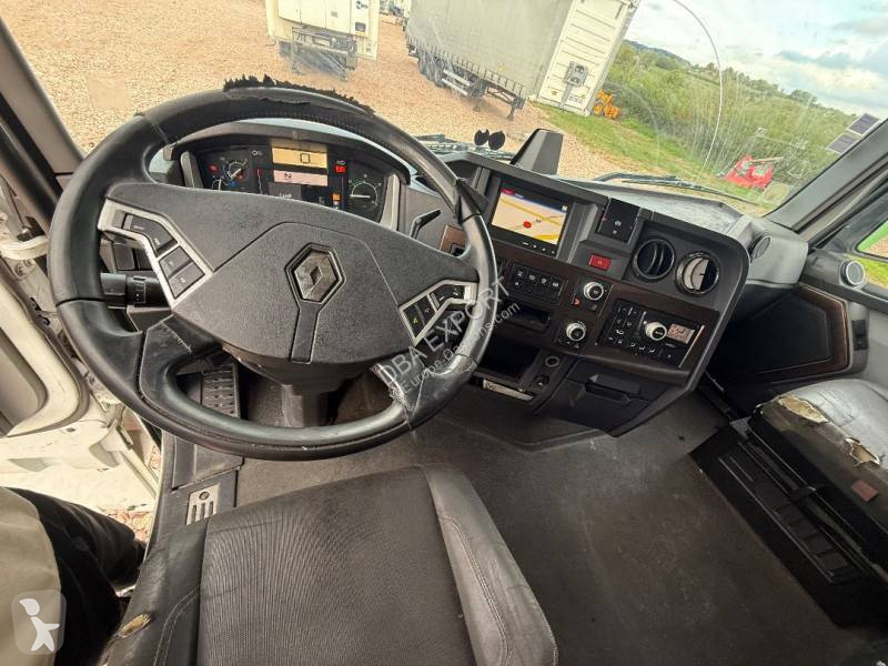 جرار Renault