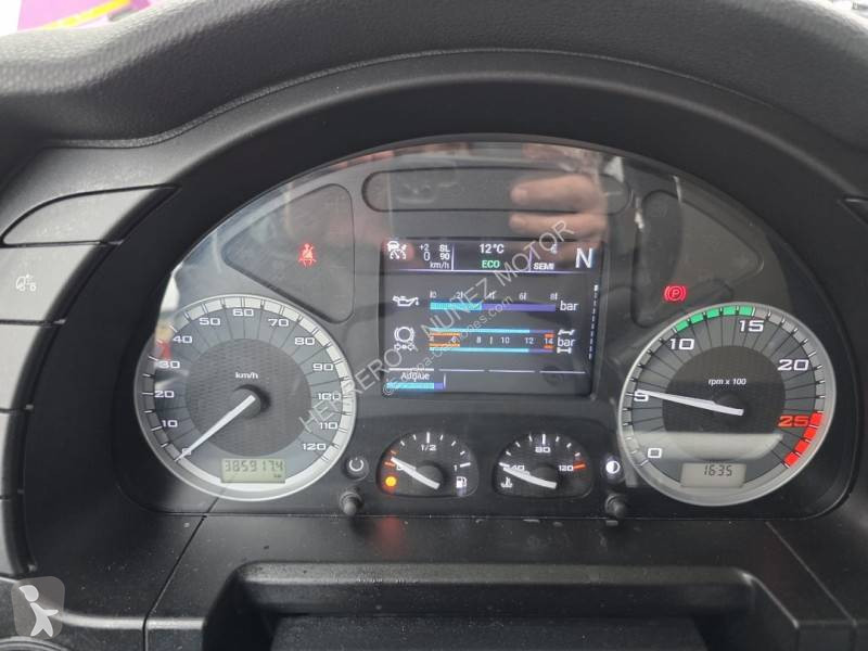 جرار Iveco