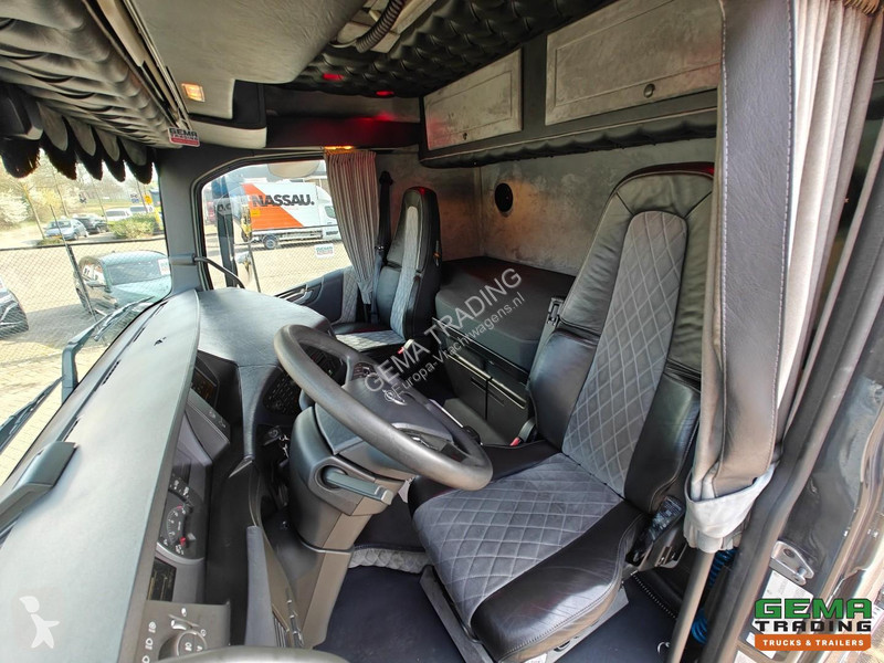 جرار Volvo 460 Euro6C Sleeper Cab - Double Tank...