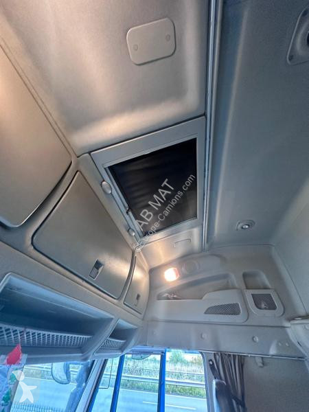 Iveco AS 440 S 40 tractor unit