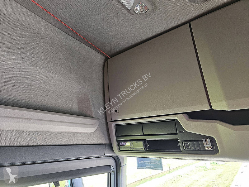 جرار Scania 500