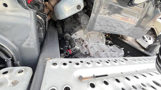 جرار Scania