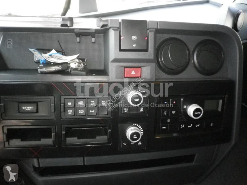 Tracteur Renault  T520 HIGH SLEEPER CAB EVO