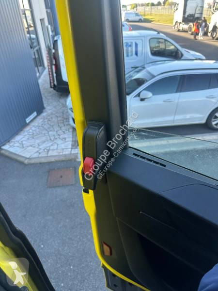 Iveco  tractor unit