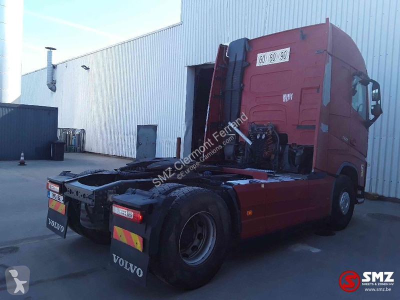 Tracteur Volvo 500 globetrotter