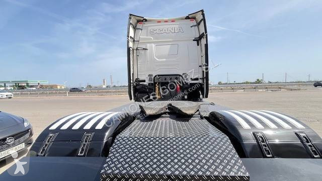 جرار Scania