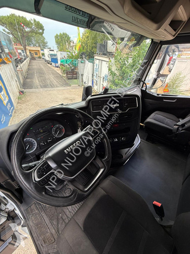 جرار Iveco S-Way 510