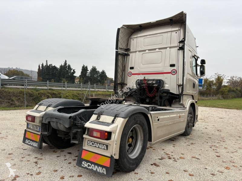 جرار Scania