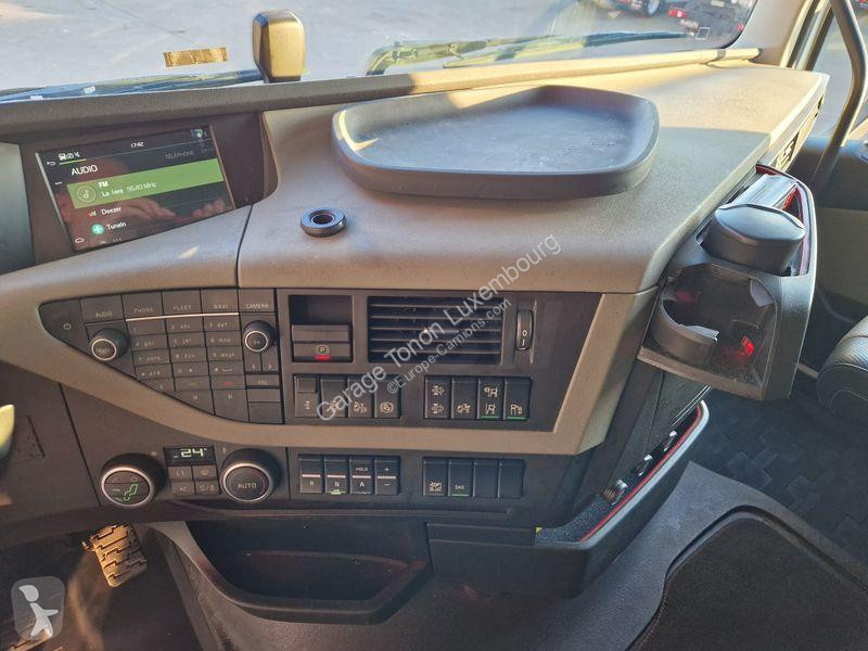 Traktor Volvo 460 FH