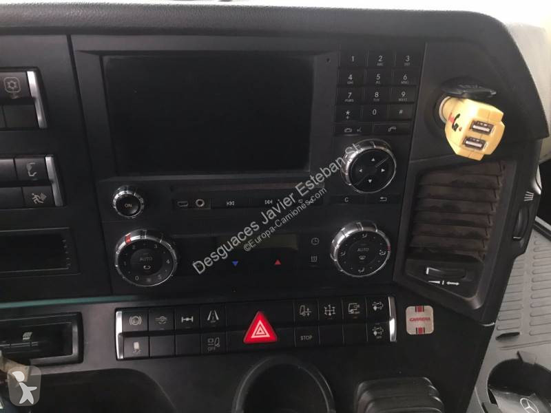 جرار Mercedes