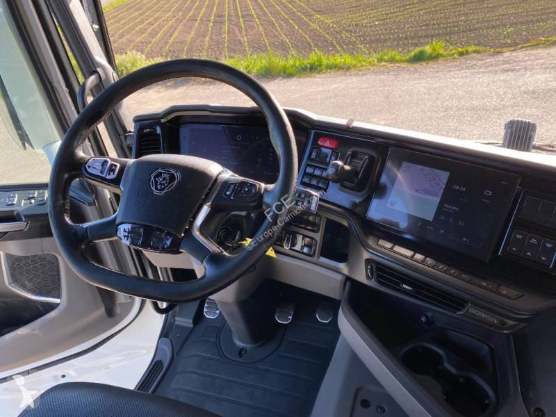 جرار Scania