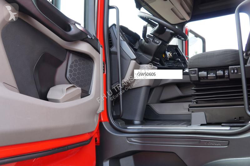 Cap tractor Scania R 460