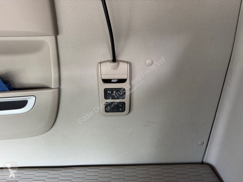 جرار DAF 106XF 480 EURO 6 D/ RETARDER / SMART...