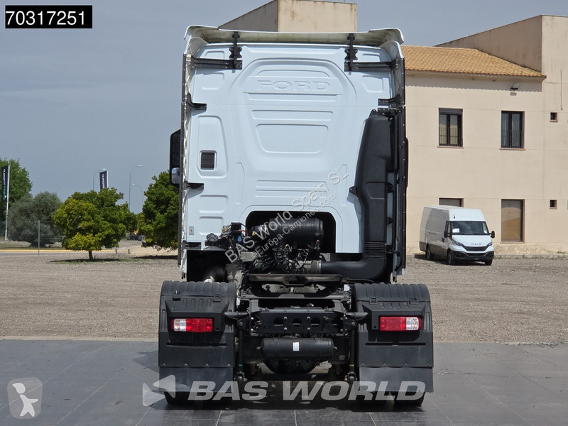 جرار Ford F-Max 500 4X2 Hydraulic Standklima...