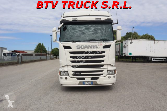 جرار Scania DA