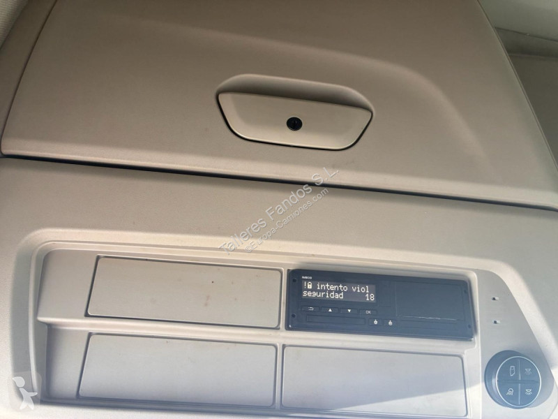 Tracteur Iveco  490 AUTOM INTARDER, 24 MESES DE...
