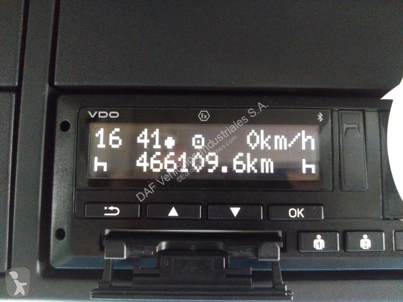 Тягач DAF XFn  FT 4X2