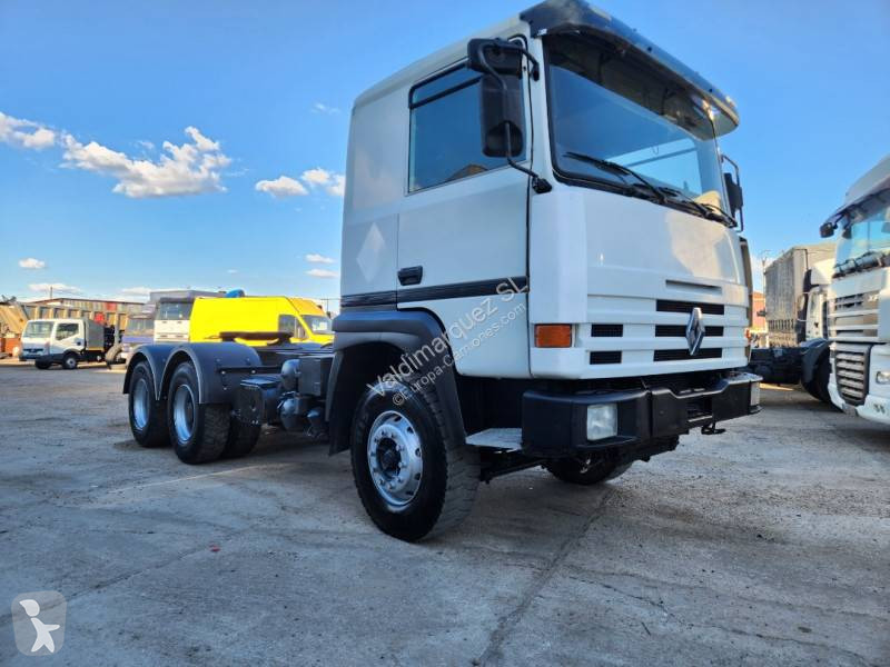 جرار Renault