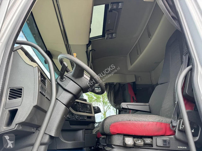 Trattore Stradale Volvo 460 6X2 PALFINGER 2300...
