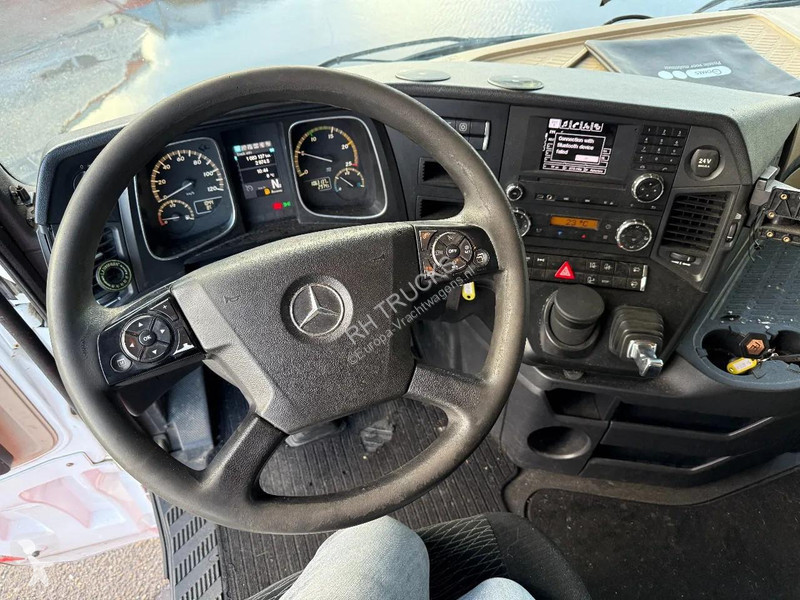 Trekker Mercedes 1842 4X2 MEGA + LIFTING DISH...