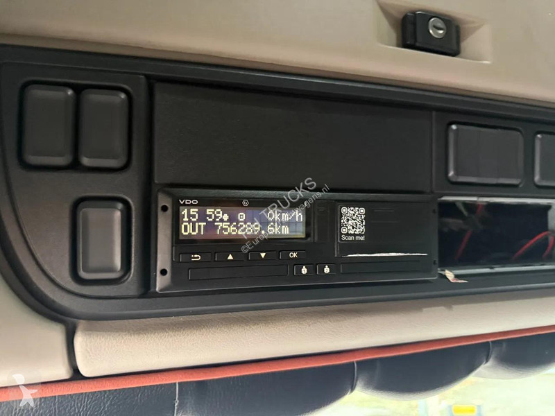 Trekker DAF XF  4X2 - MANUAL GEAR + TIPPER...