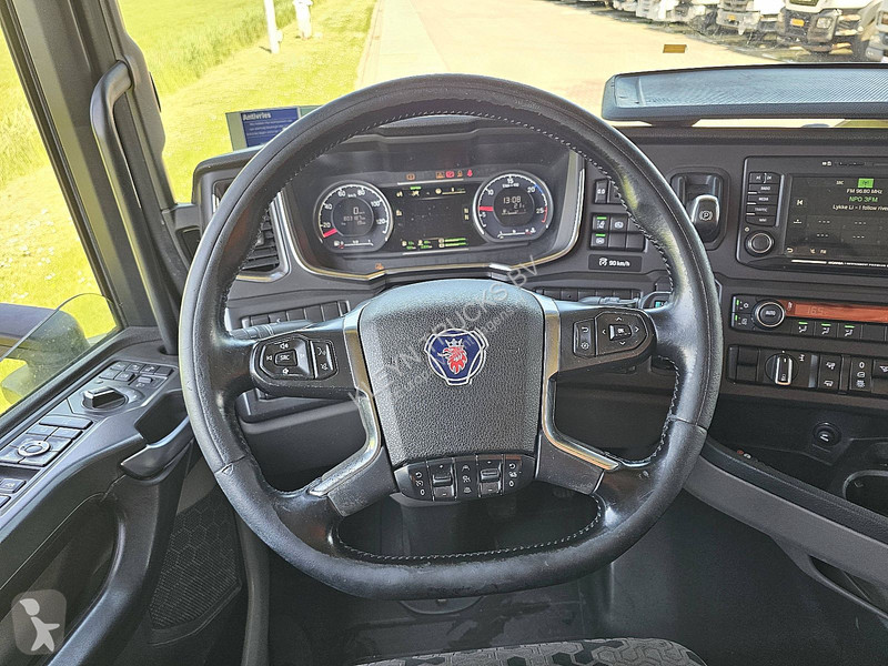 جرار Scania 500