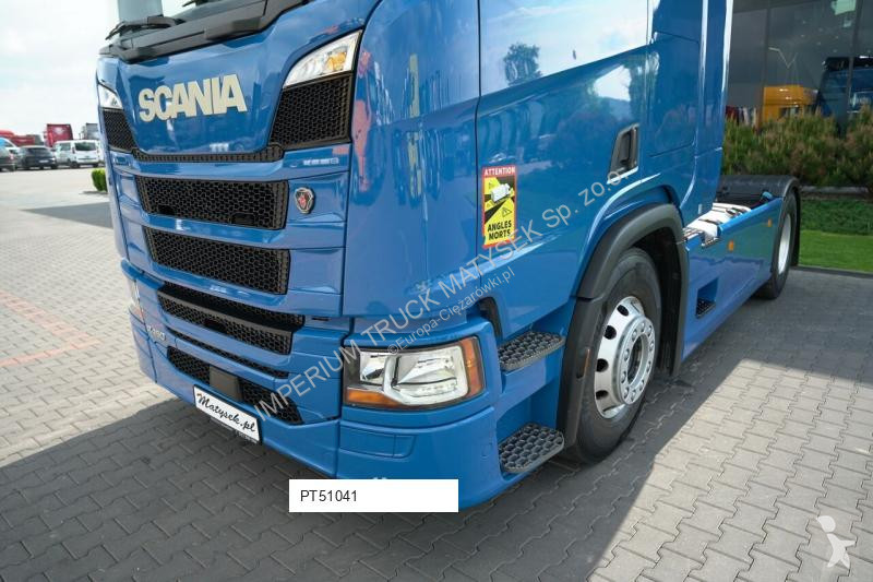 Влекач Scania