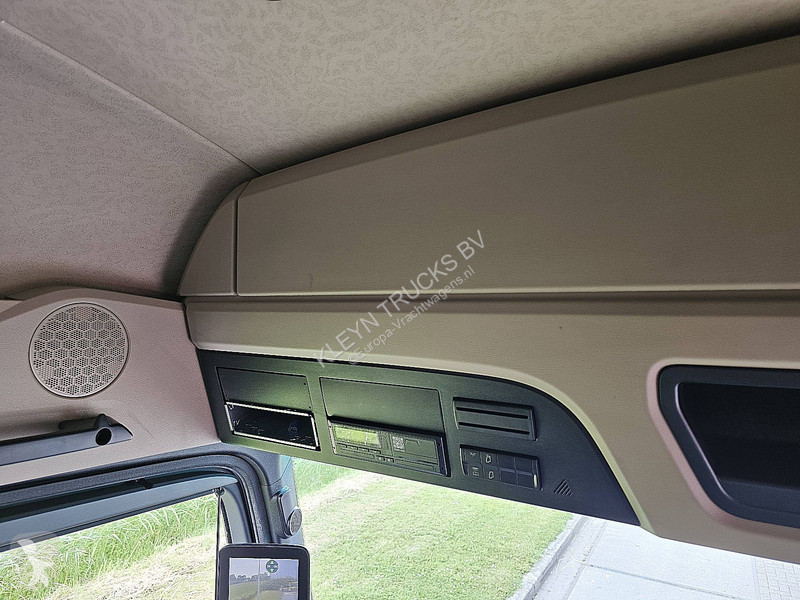 جرار Mercedes ACTROS 1845