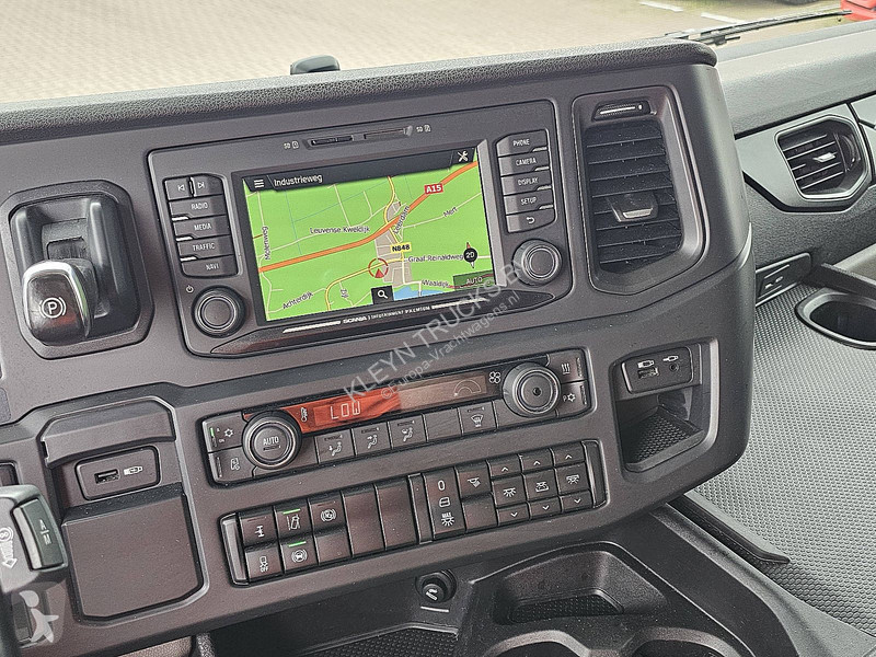 جرار Scania R460 RET. NIHT A/C SUPER