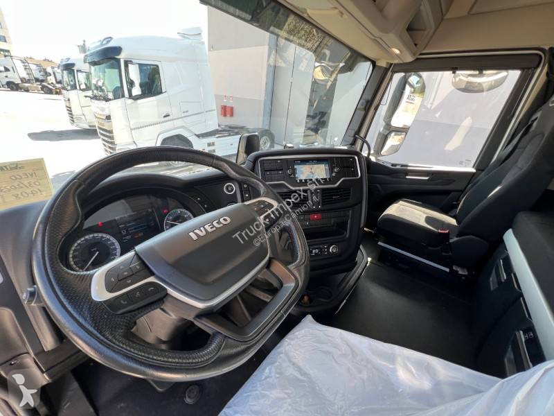 جرار Iveco