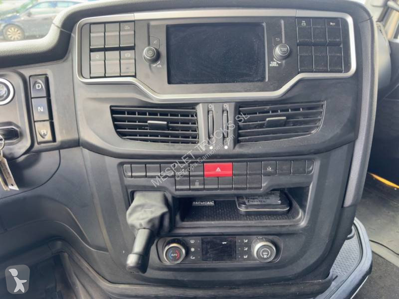 جرار Iveco