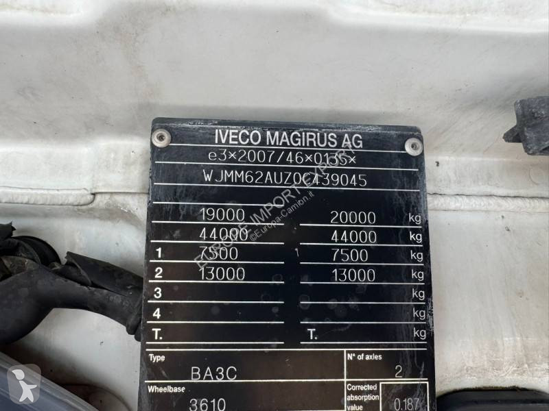 جرار Iveco